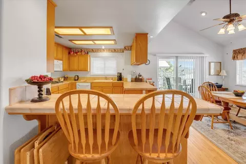 Kitchen - 723 Mother Shipton, Copperopolis, CA 95228 photo 3 of 8