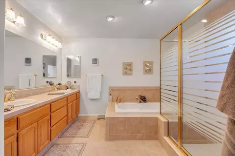 Bath - 723 Mother Shipton, Copperopolis, CA 95228 photo 3 of 5