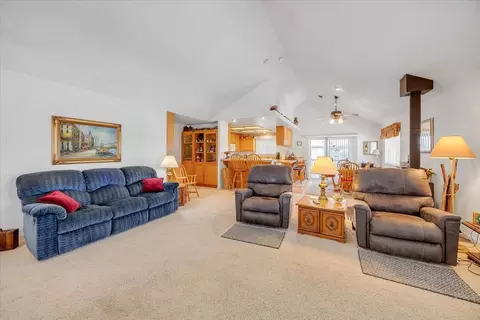 Living - 723 Mother Shipton, Copperopolis, CA 95228 photo 4 of 4