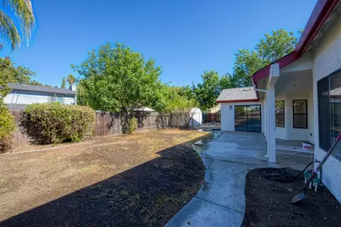 Exterior - 536 Clover Ave, Patterson, CA 95363 photo 5 of 9