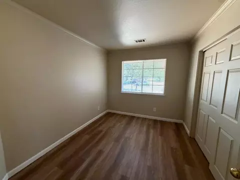 Bedroom - 545 Westfield Pl, Patterson, CA 95363 photo 3 of 7