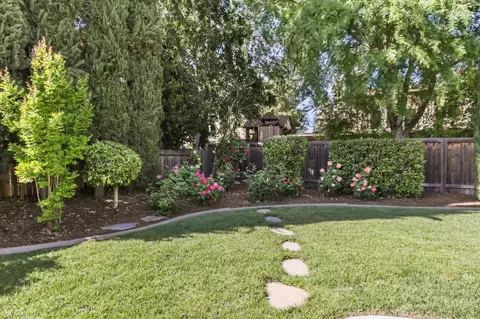 Exterior - 5415 Rogers St, Davis, CA 95618 photo 13 of 14