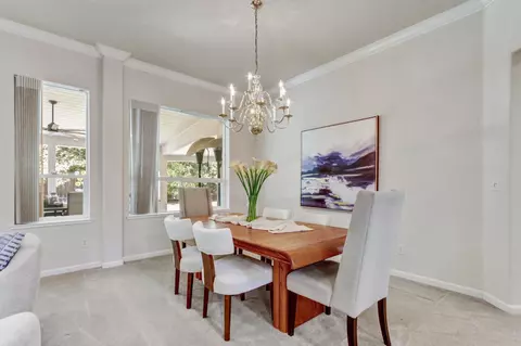 Dining - 5415 Rogers St, Davis, CA 95618 photo 4 of 7