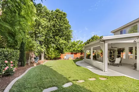 Exterior - 5415 Rogers St, Davis, CA 95618 photo 8 of 14