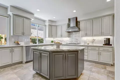 Kitchen - 5415 Rogers St, Davis, CA 95618 photo 6 of 11