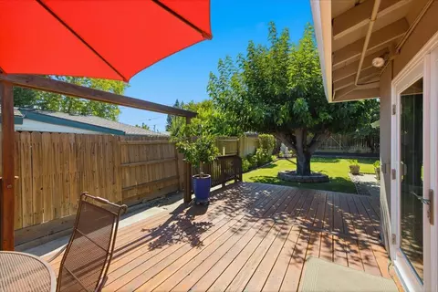 Exterior - 5105 Martin Way, Carmichael, CA 95608 photo 3 of 13