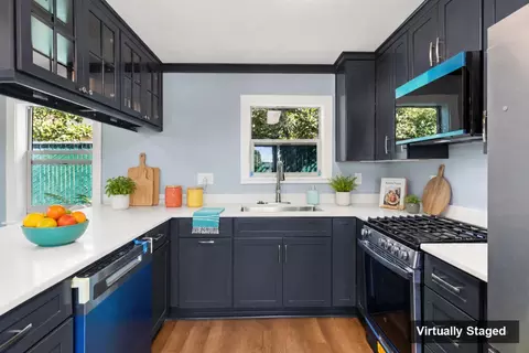 Kitchen - 804 Spruce St, Gridley, CA 95948 photo 8 of 10