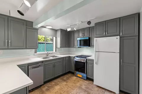 Kitchen - 804 Spruce St, Gridley, CA 95948 photo 4 of 10