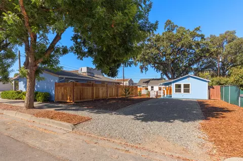 Exterior - 804 Spruce St, Gridley, CA 95948 photo 3 of 4