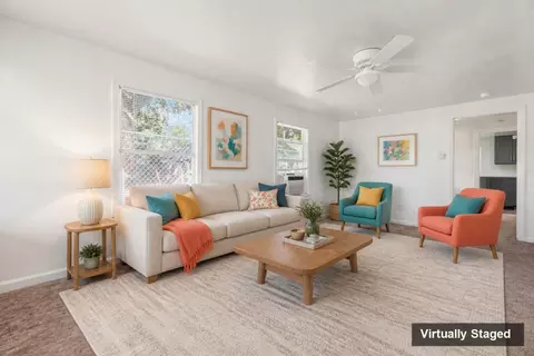 Living - 804 Spruce St, Gridley, CA 95948 photo 5 of 7