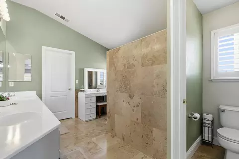 Bath - 3337 Matalea Ct, Modesto, CA 95355 photo 3 of 5