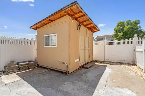 Exterior - 2413 Halyard Way, Discovery Bay, CA 94505 photo 10 of 14