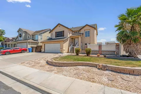 Exterior - 2413 Halyard Way, Discovery Bay, CA 94505 photo 3 of 14