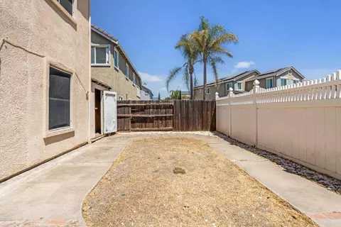 Exterior - 2413 Halyard Way, Discovery Bay, CA 94505 photo 6 of 14