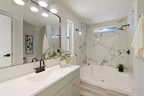 Bath - 337 C St, Empire, CA 95319 photo 3 of 3