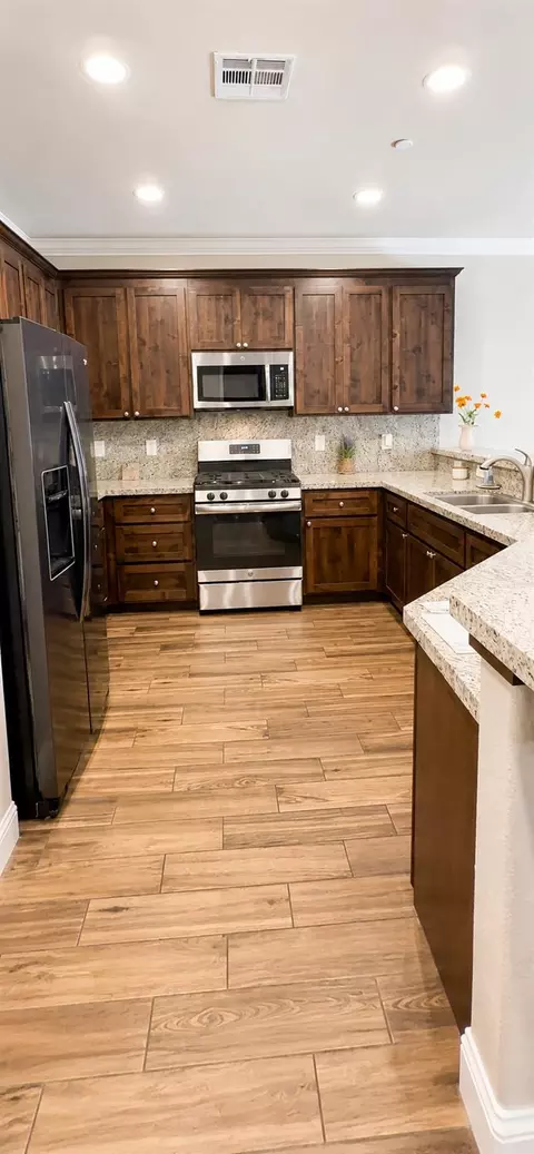 Kitchen - 726 Foothill Blvd, Ione, CA 95640 photo 4 of 7