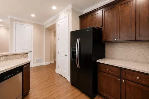 Kitchen - 726 Foothill Blvd, Ione, CA 95640 photo 5 of 7