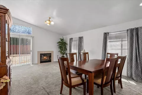 Dining - 3140 Corbett Ln, Tracy, CA 95376 photo 1 of 3