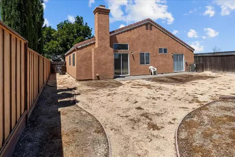 Exterior - 3140 Corbett Ln, Tracy, CA 95376 photo 5 of 5