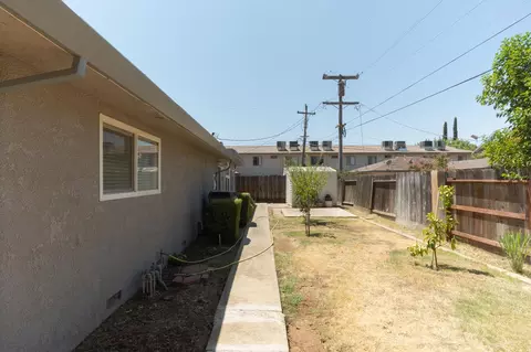 Exterior - 2617 Agnes Way, Merced, CA 95340 photo 4 of 9