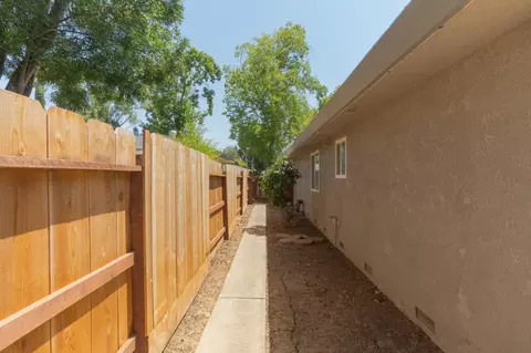 Exterior - 2617 Agnes Way, Merced, CA 95340 photo 3 of 9