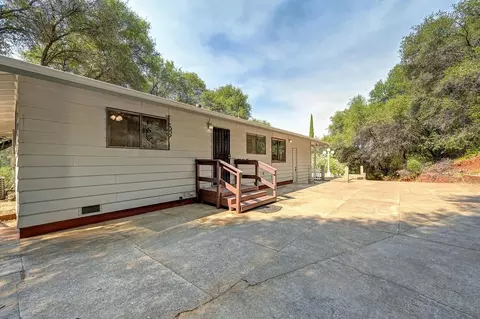 Exterior - 18251 W Clinton Rd, Jackson, CA 95642 photo 7 of 15