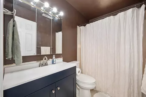Bath - 18251 W Clinton Rd, Jackson, CA 95642 photo 1 of 1