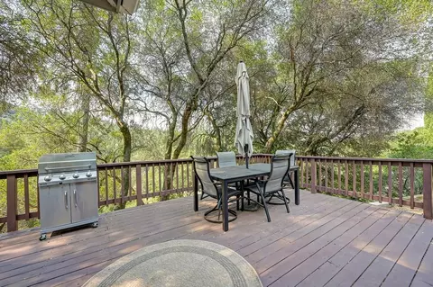 Exterior - 18251 W Clinton Rd, Jackson, CA 95642 photo 12 of 15