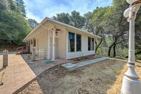 Exterior - 18251 W Clinton Rd, Jackson, CA 95642 photo 13 of 15
