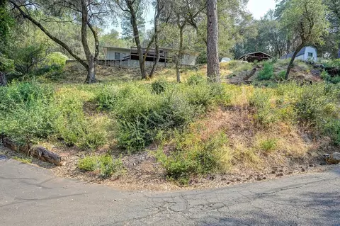 Exterior - 18251 W Clinton Rd, Jackson, CA 95642 photo 2 of 15