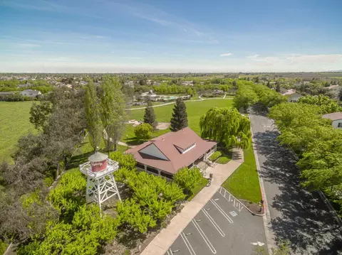 View/Area - 779 New Haven Dr, Tracy, CA 95377 photo 4 of 5