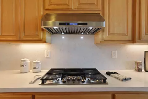 Kitchen - 779 New Haven Dr, Tracy, CA 95377 photo 5 of 8