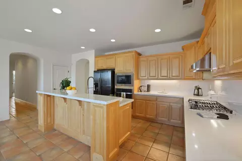 Kitchen - 779 New Haven Dr, Tracy, CA 95377 photo 1 of 8