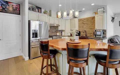 Kitchen - 2765 Oak St, Sutter, CA 95982 photo 3 of 5