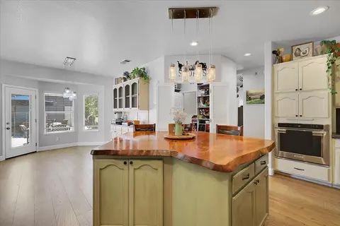 Kitchen - 2765 Oak St, Sutter, CA 95982 photo 1 of 5