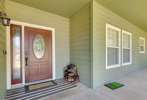 Exterior - 2765 Oak St, Sutter, CA 95982 photo 5 of 13