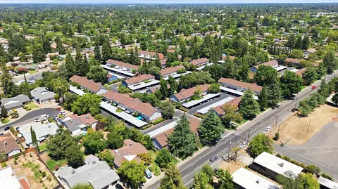 View/Area - 5127 Gibbons Dr, Carmichael, CA 95608 photo 3 of 4