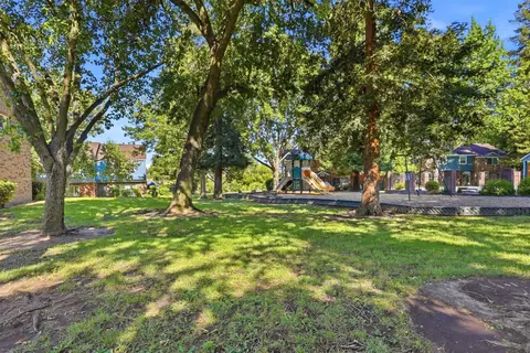 Exterior - 5127 Gibbons Dr, Carmichael, CA 95608 photo 10 of 11