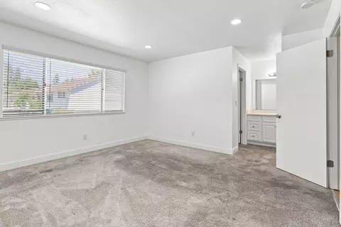 Bedroom - 5127 Gibbons Dr, Carmichael, CA 95608 photo 6 of 10