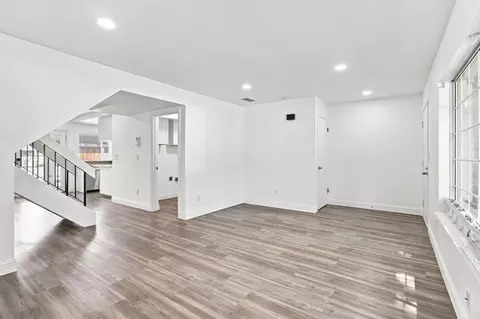 Living - 5127 Gibbons Dr, Carmichael, CA 95608 photo 3 of 5