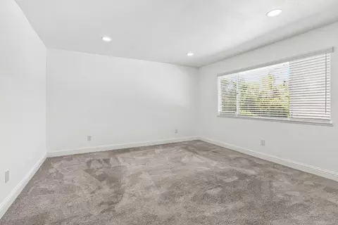 Bedroom - 5127 Gibbons Dr, Carmichael, CA 95608 photo 4 of 10