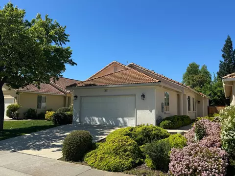 150 Aruba Cir, Sacramento, CA 95823