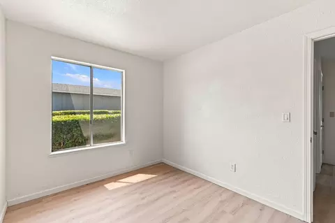 Bedroom - 475 Peerless Way #6, Tracy, CA 95376 photo 3 of 5