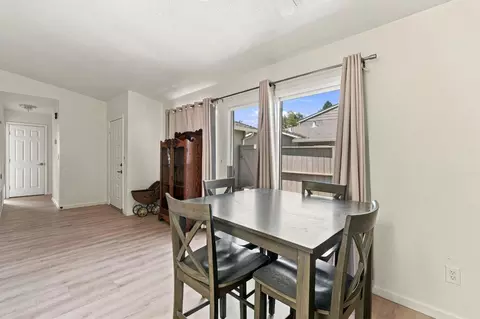 Dining - 475 Peerless Way #6, Tracy, CA 95376 photo 5 of 5