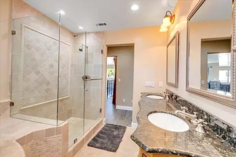 Bath - 40 Sanguinetti Ct, Copperopolis, CA 95228 photo 8 of 14