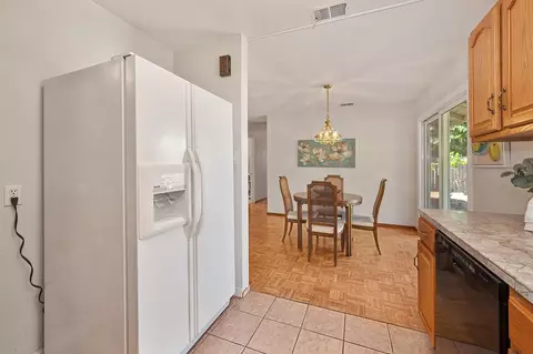 Dining - 3115 Garfield Ave, Carmichael, CA 95608 photo 5 of 5