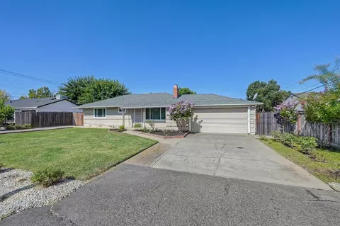 Exterior - 3115 Garfield Ave, Carmichael, CA 95608 photo 2 of 12