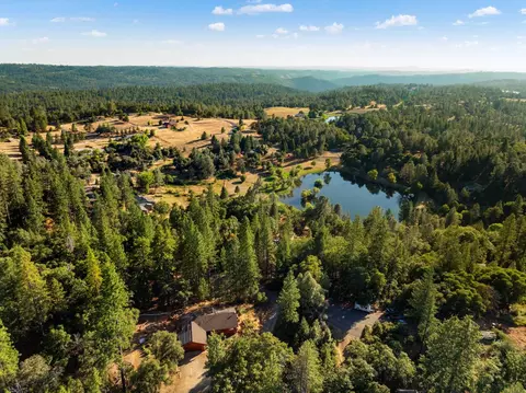 View/Area - 6561 Highgrade Ct, Placerville, CA 95667 photo 18 of 21