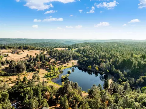 View/Area - 6561 Highgrade Ct, Placerville, CA 95667 photo 16 of 21