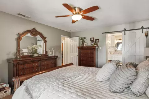 Bedroom - 2140 Claymont Dr, Modesto, CA 95350 photo 2 of 3